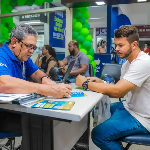 Atendimento na Semana do Crédito em Luziânia