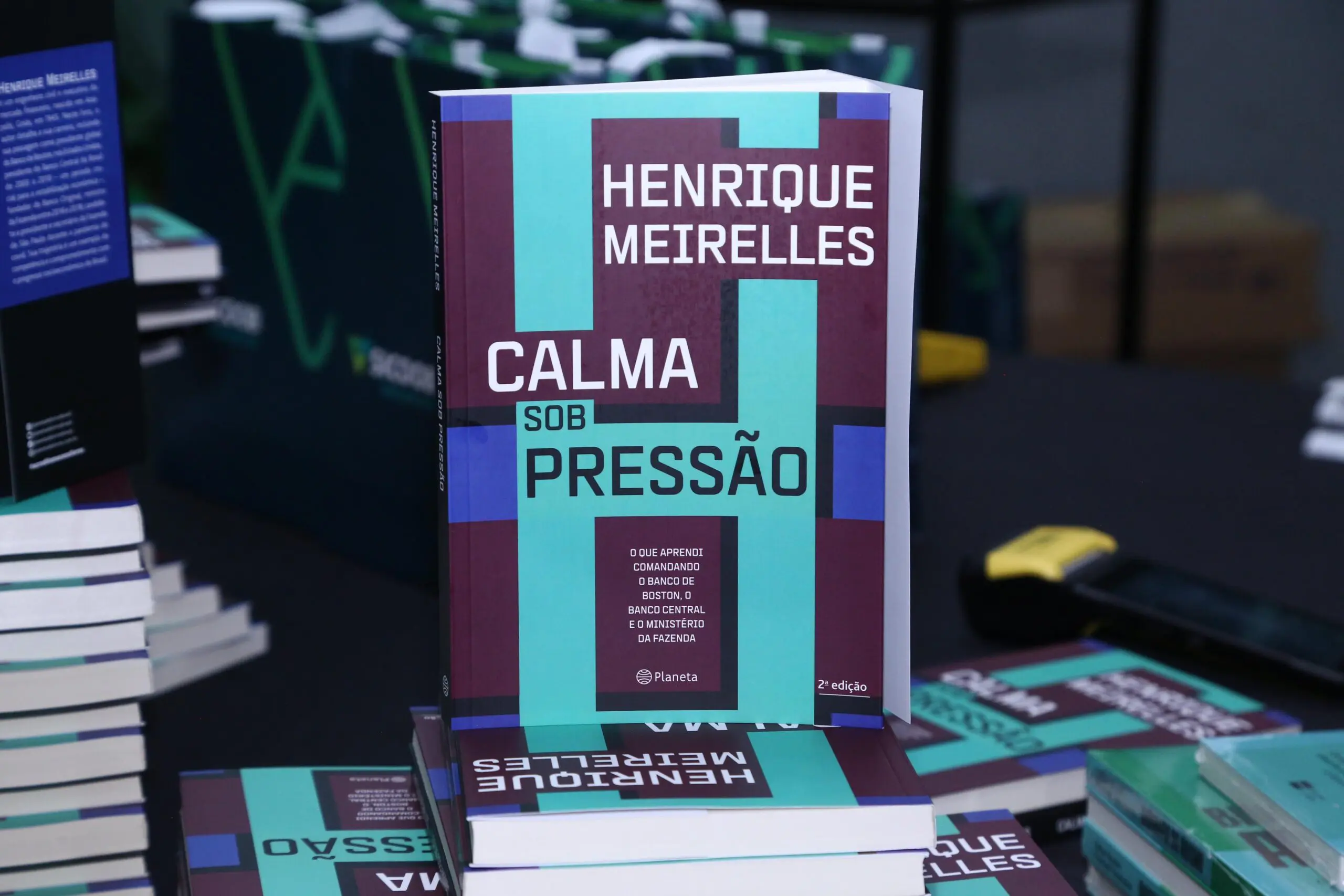 Henrique Meirelles lança Calma Sob Pressão