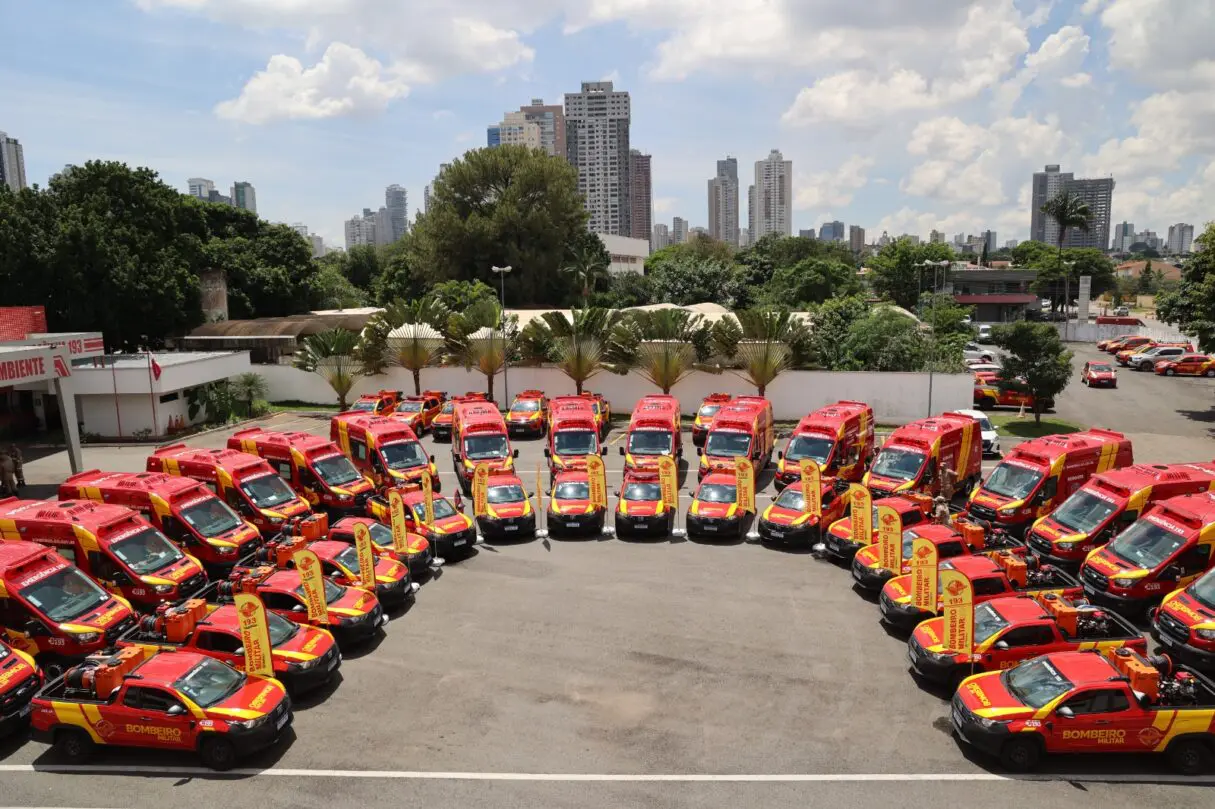 Corpo de Bombeiros de Goiás recebe novas viaturas