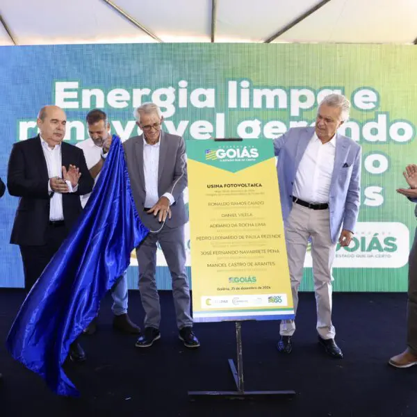 Inaugurada usina fotovoltaica da Ceasa