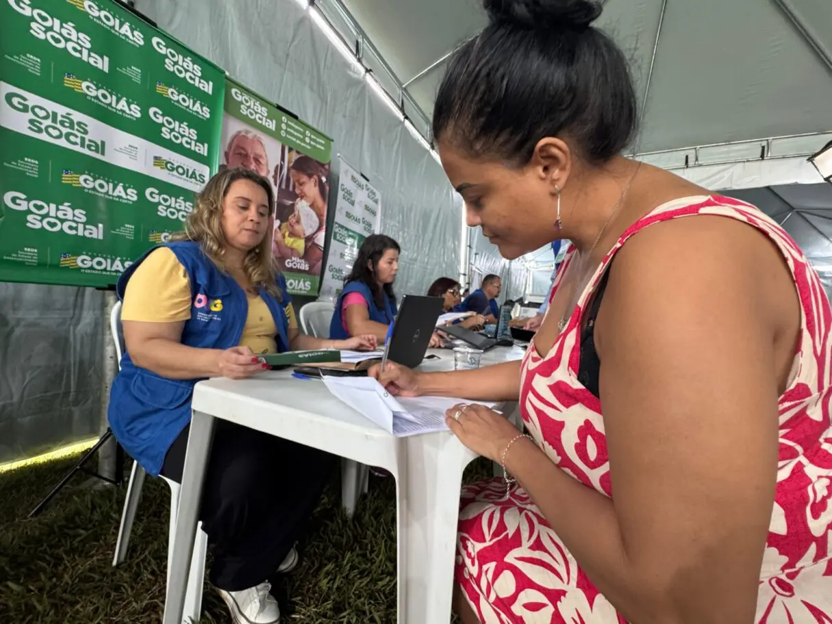 Atendimento do Goiás Social no Caminho de Cora