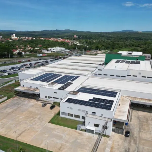 HCN e Equatorial Goiás inauguram primeira usina solar da rede de saúde estadual