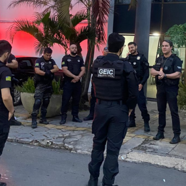 Policiais da Operação Último Lance