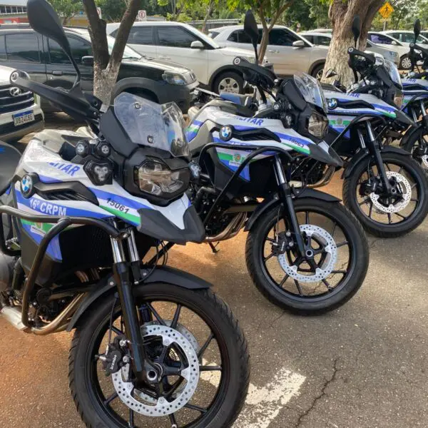 Motos entregues ao Batalhão de Trânsito de Tindade