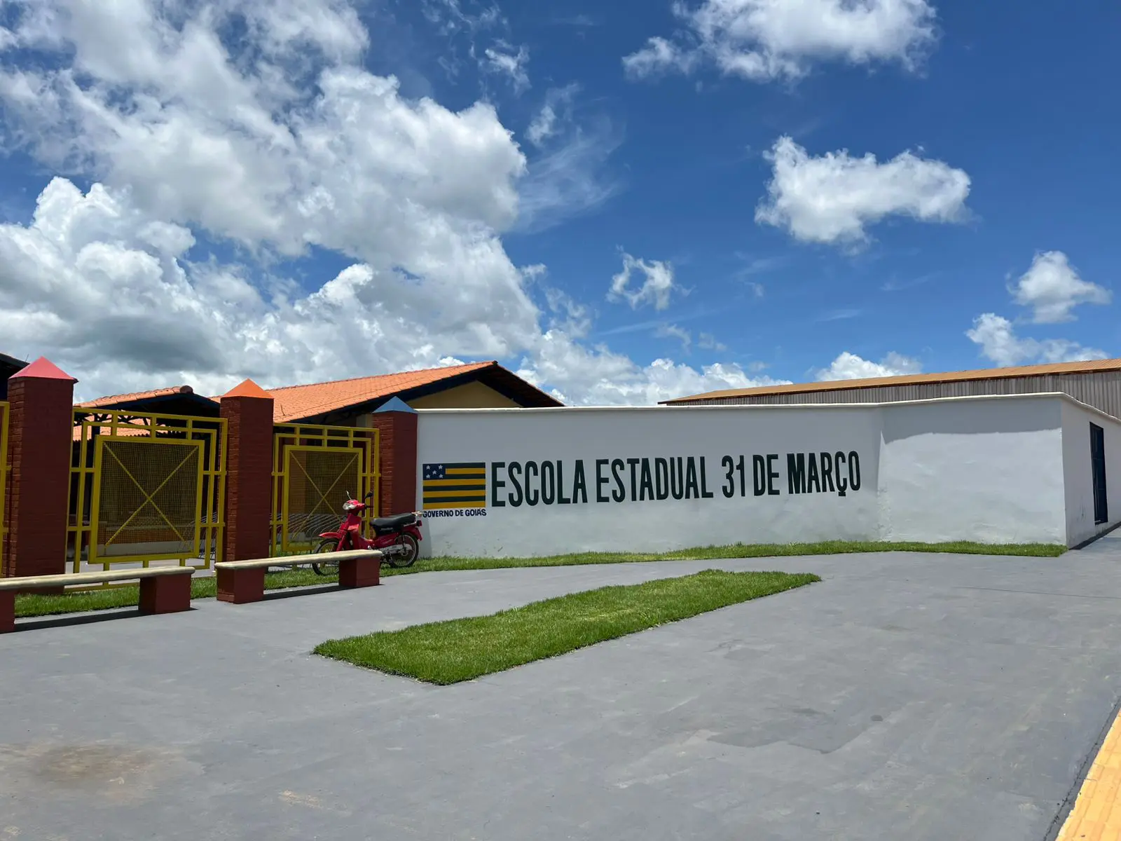 Escola Padrõa Século XXi em Alexânia