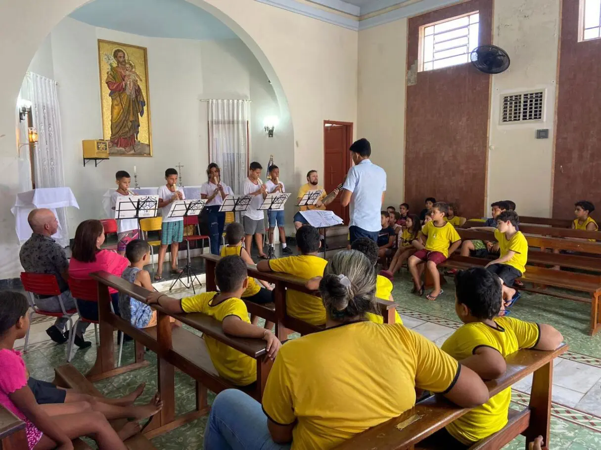 Aula de música na Escola do Futuro