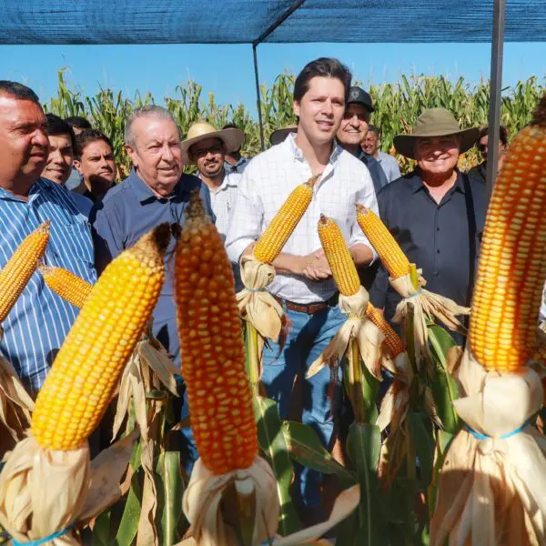 Daniel Viela é recebido por produtores de milho no Vale do Araguaia