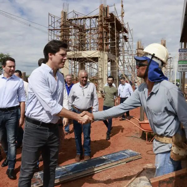 Daniel Vilela vistoria obras e destaca impacto econômico para Goiás