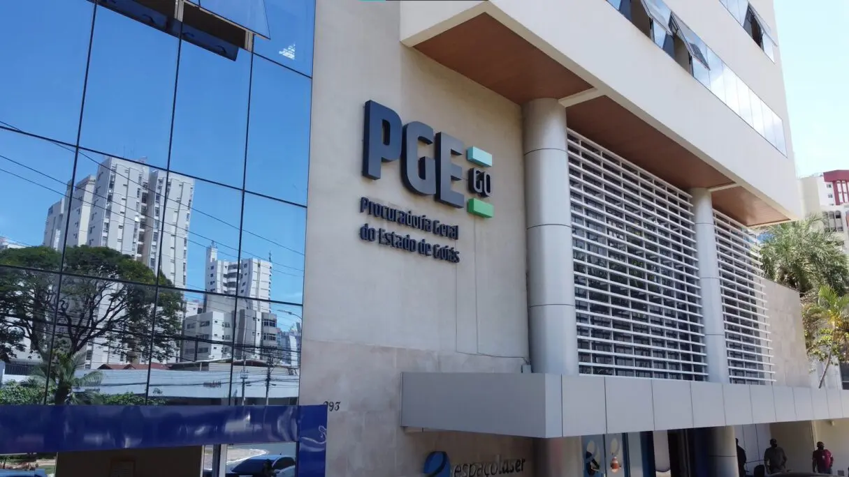 Fachada do prédio da PGE