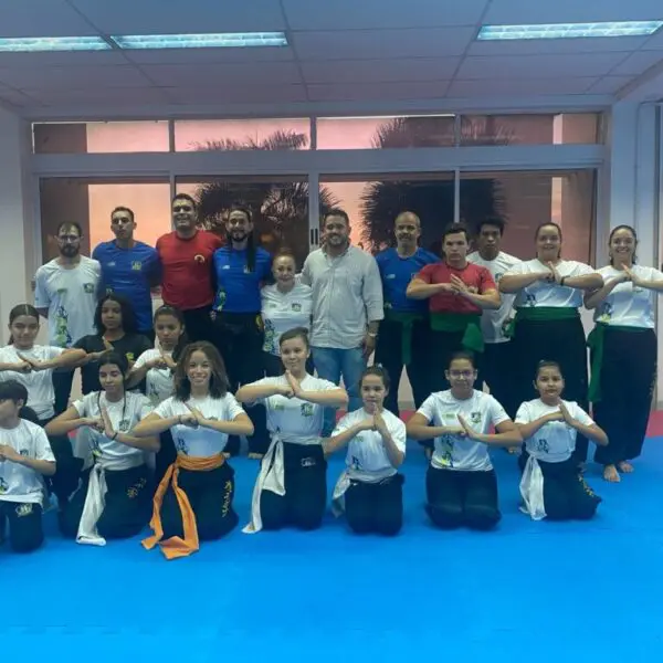 Construindo Campeões implementa aulas de kung fu