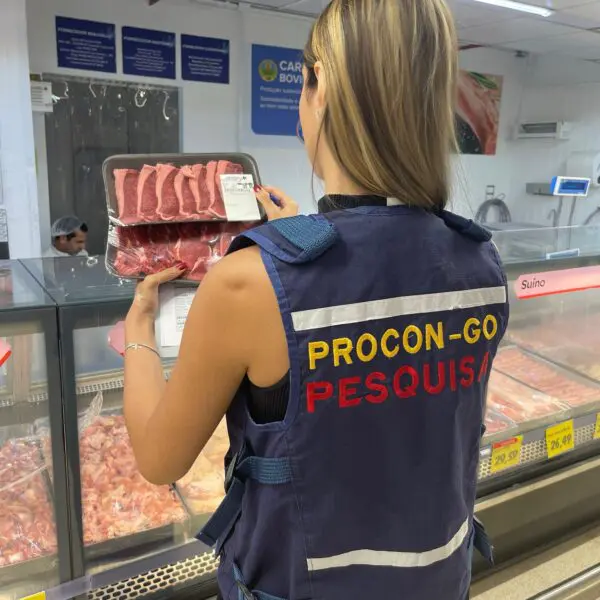 Pesquisa de preço do Procon avalia itens da cesta básica, como a carne