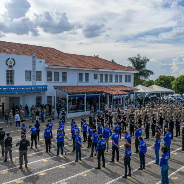 Policiais na Academia de Polícia