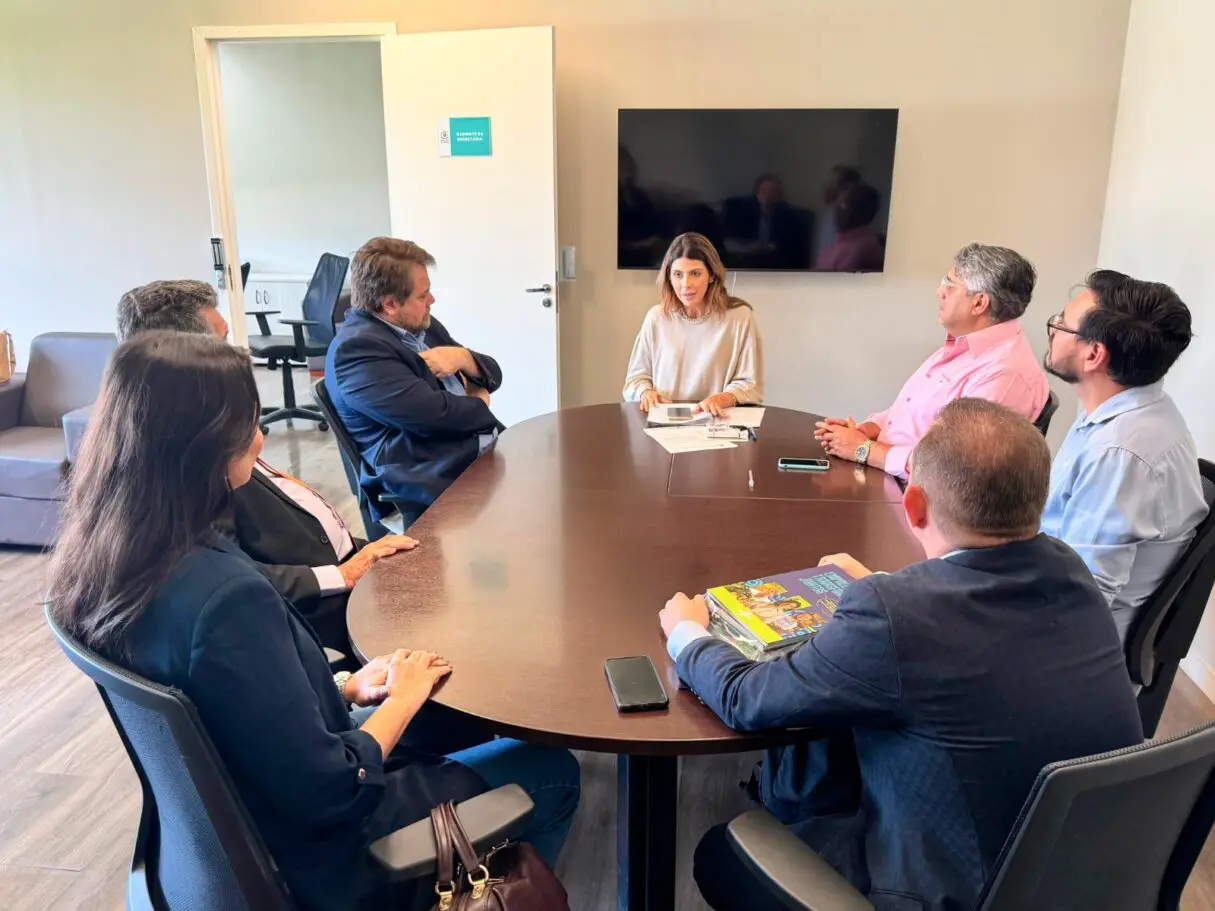 Reunião da Juceg na prefeitura de Goiânia