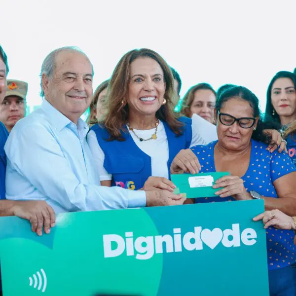 Gracinha Caiado abre o Goiás Social em Inhumas