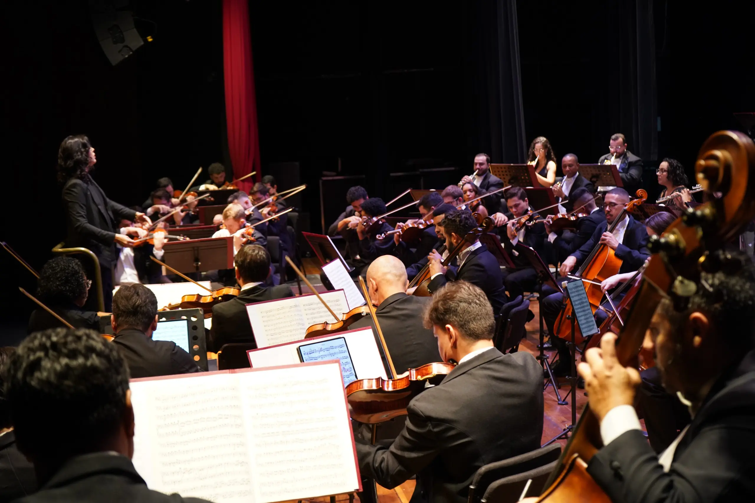 Orquestra Filarmônica de Goiás faz concerto gratuito no Teatro Basileu França