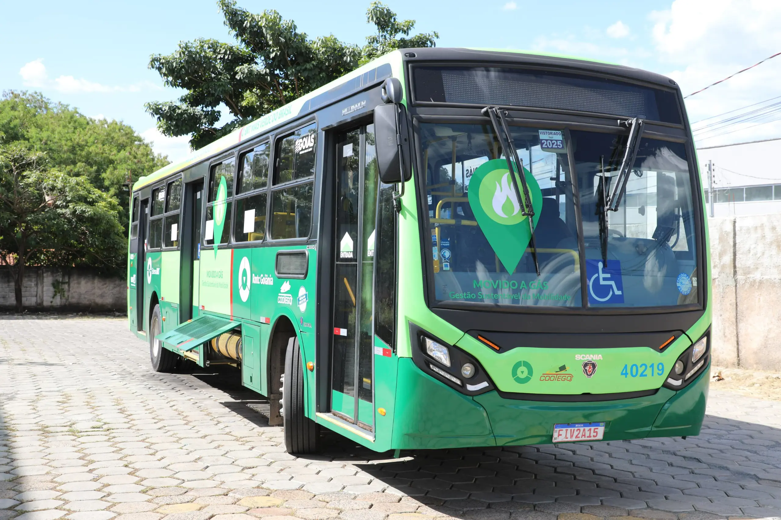 Ônibus movido a biometano começa a rodar nesta quinta-feira no BRT Leste-Oeste