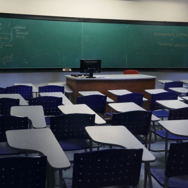 TUTORIAL EDUCACIONAL 2