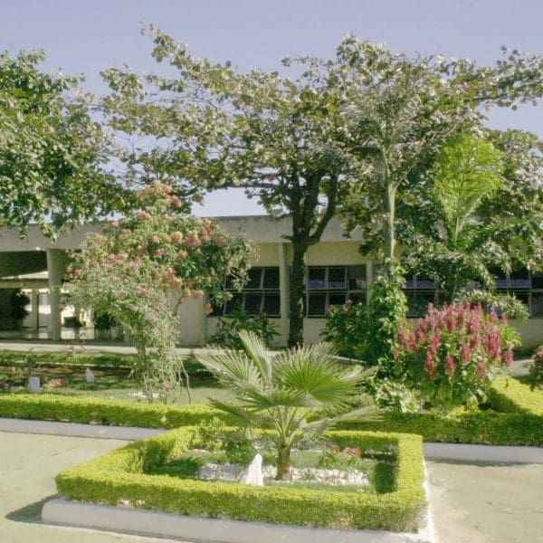 Fachada da Escola de Saúde - Sesg