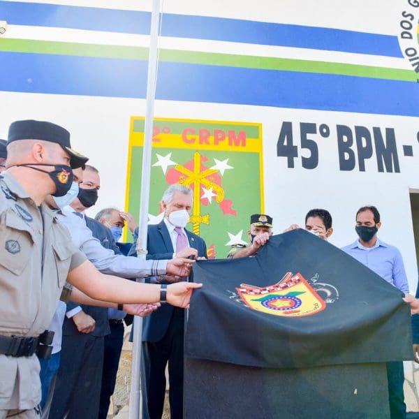 Governador na inauguração do 45 Batalhão da PM