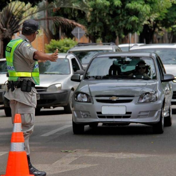 Blitz educativa marca abertura do Maio Amarelo nesta sexta-feira