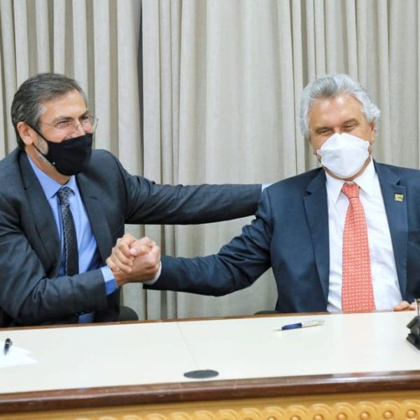 CAIADO E PROC GERAL- MP- AYLTON VECHI