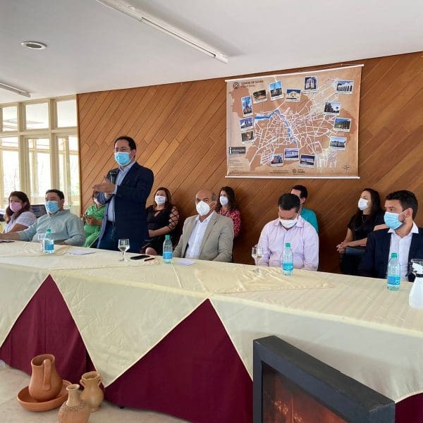 reunião da GoiásFomento na cidade de Goiás