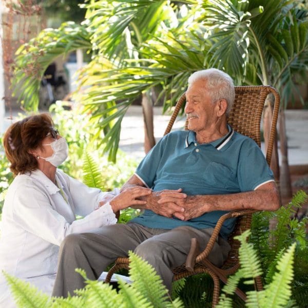 Cuidador de pessoa idosa