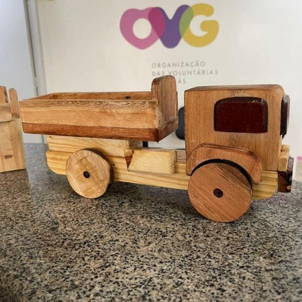 brinquedo fabricado por detento
