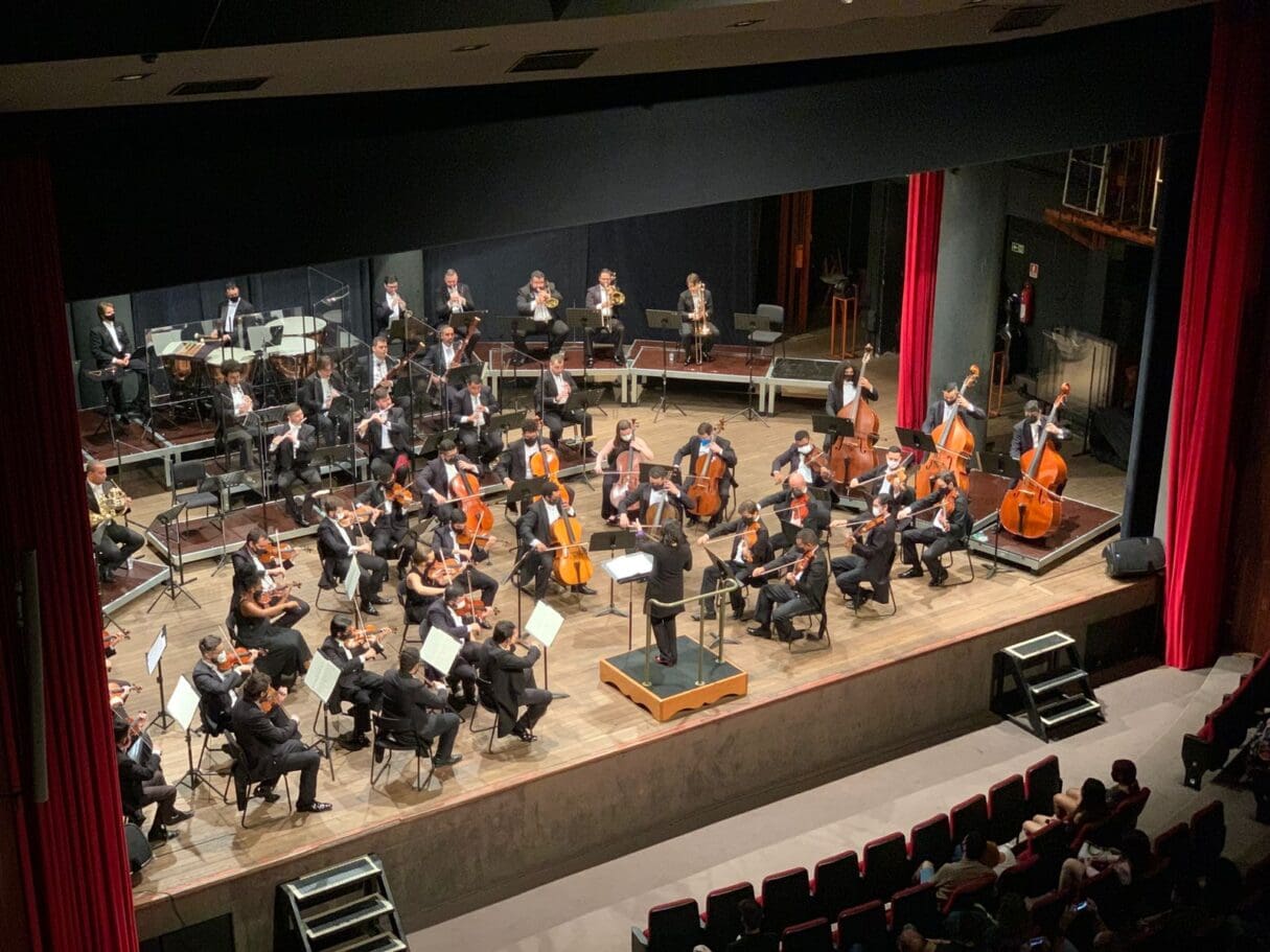 Filarmônica de Goiás durante apresentação