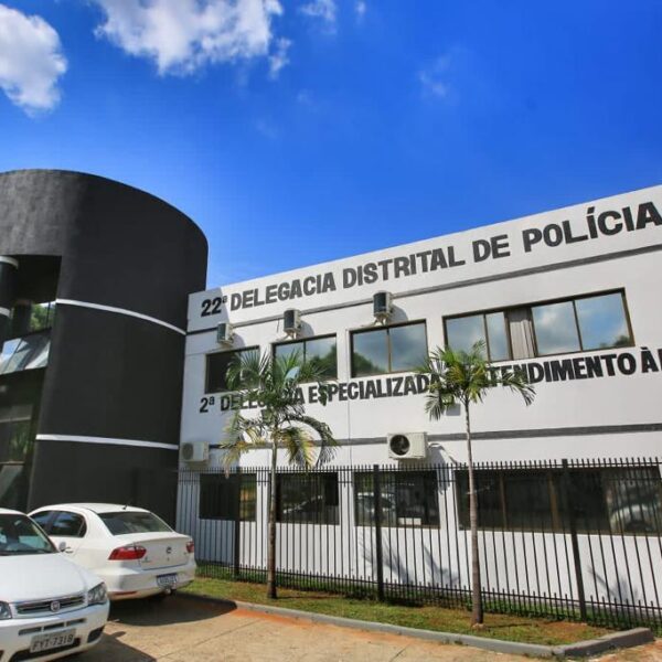 Caiado sanciona lei que cria Delegacia da Mulher em Goiás
