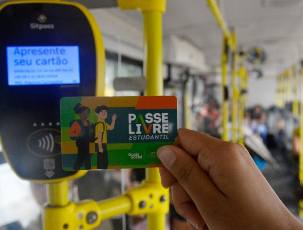 Cadastro e recadastro do reembolso escolar para os estudantes