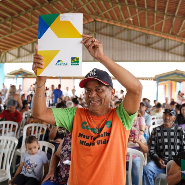Agehab e Prefeitura se unem para regularização em 15 bairros de Goiânia