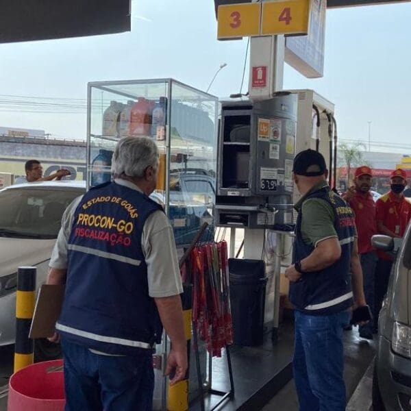 Procon Goiás multa 11 postos de combustíveis por aumento abusivo