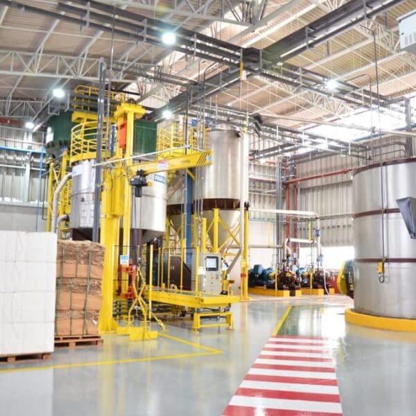 Brasilit inaugura fábrica em Abadiânia