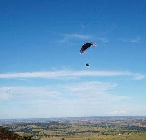 Circuito Centro-Oeste de Parapente movimenta turismo em Jandaia e região