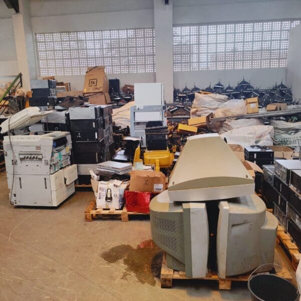 Material recolhido na Gincana dos Eletrônicos