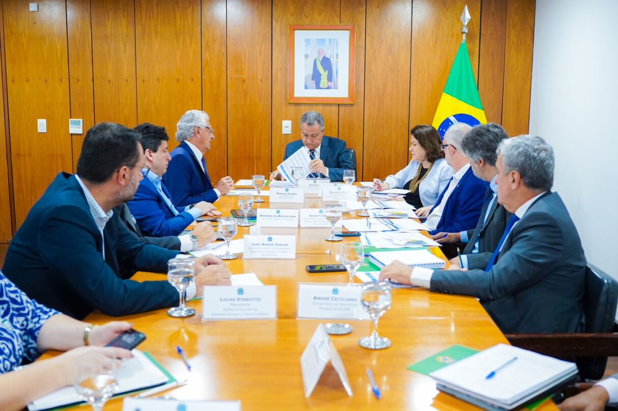 Caiado em reunião com ministro da Casa Civil para tratar de obras prioritárias para Goiás