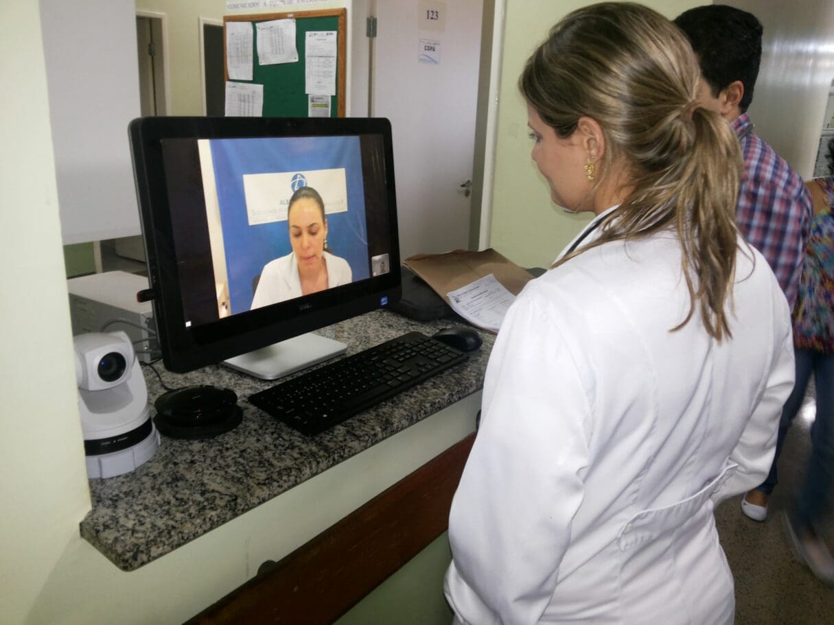 Saúde define 52 cidades para assistência especializada em telemedicina