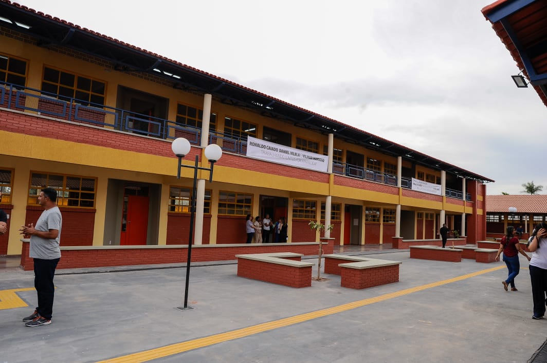 Caiado inaugura segunda escola Padrão Século XXI em menos de uma semana