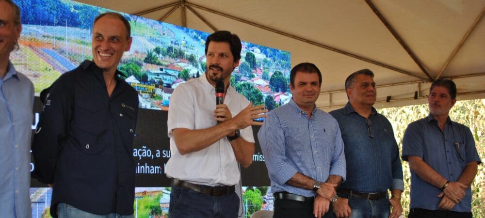 Estado inaugura 1ª usina híbrida de geração de energia elétrica 