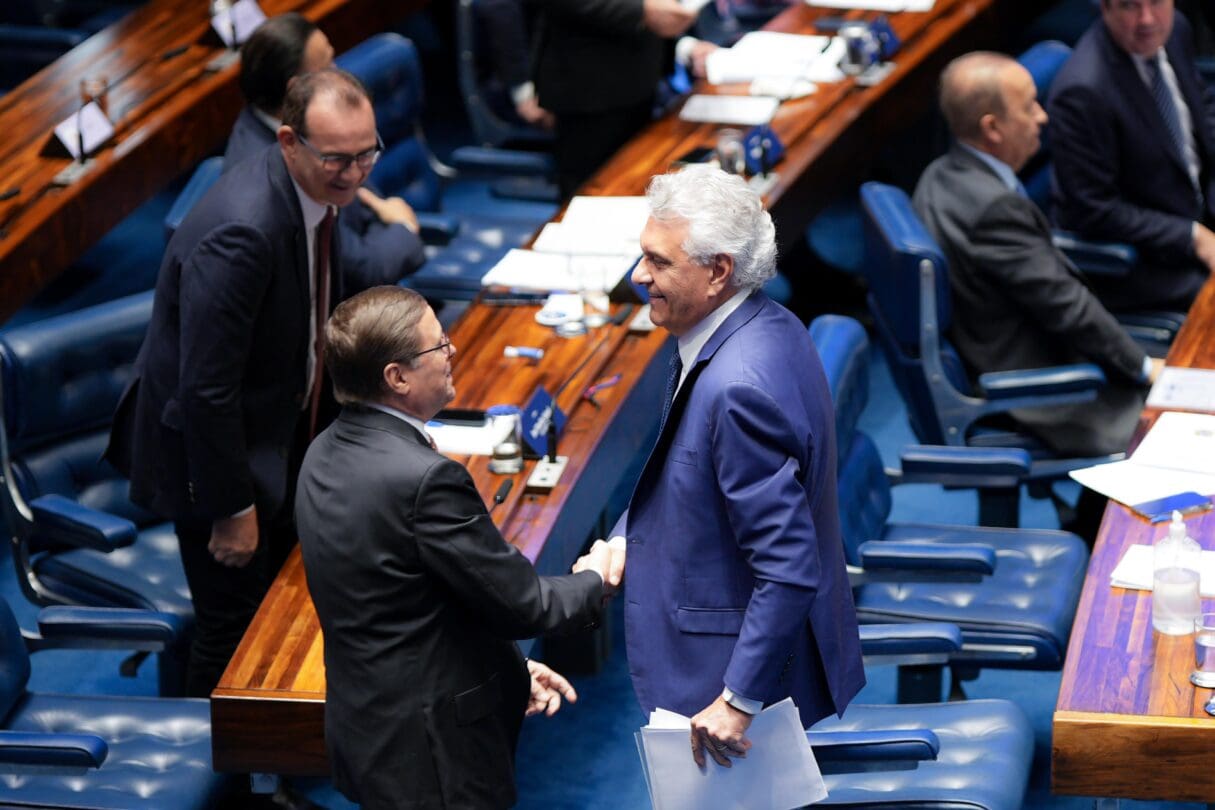 Governadores reforçam críticas de Caiado à Reforma Tributária no Senado