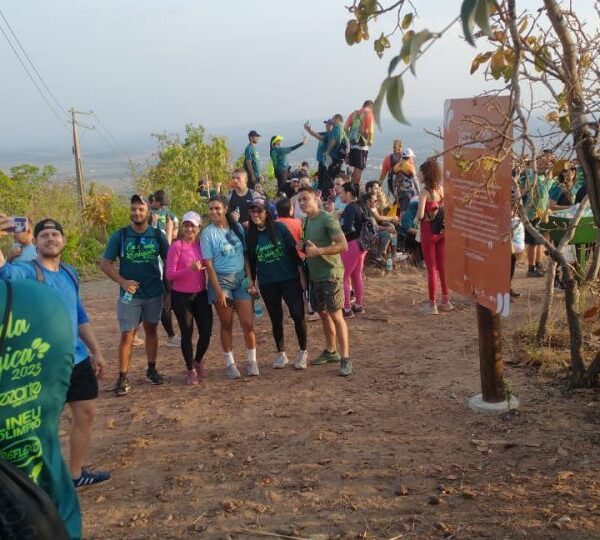 Caminhada Ecológica no Parque Estadual de Jaraguá arrecada 100 quilos de alimentos