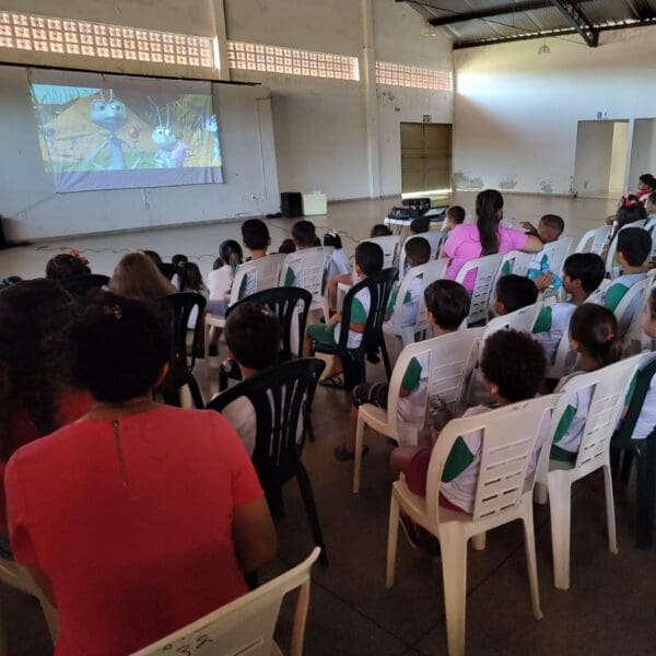 Sessão do Cine Goiás Itinerante