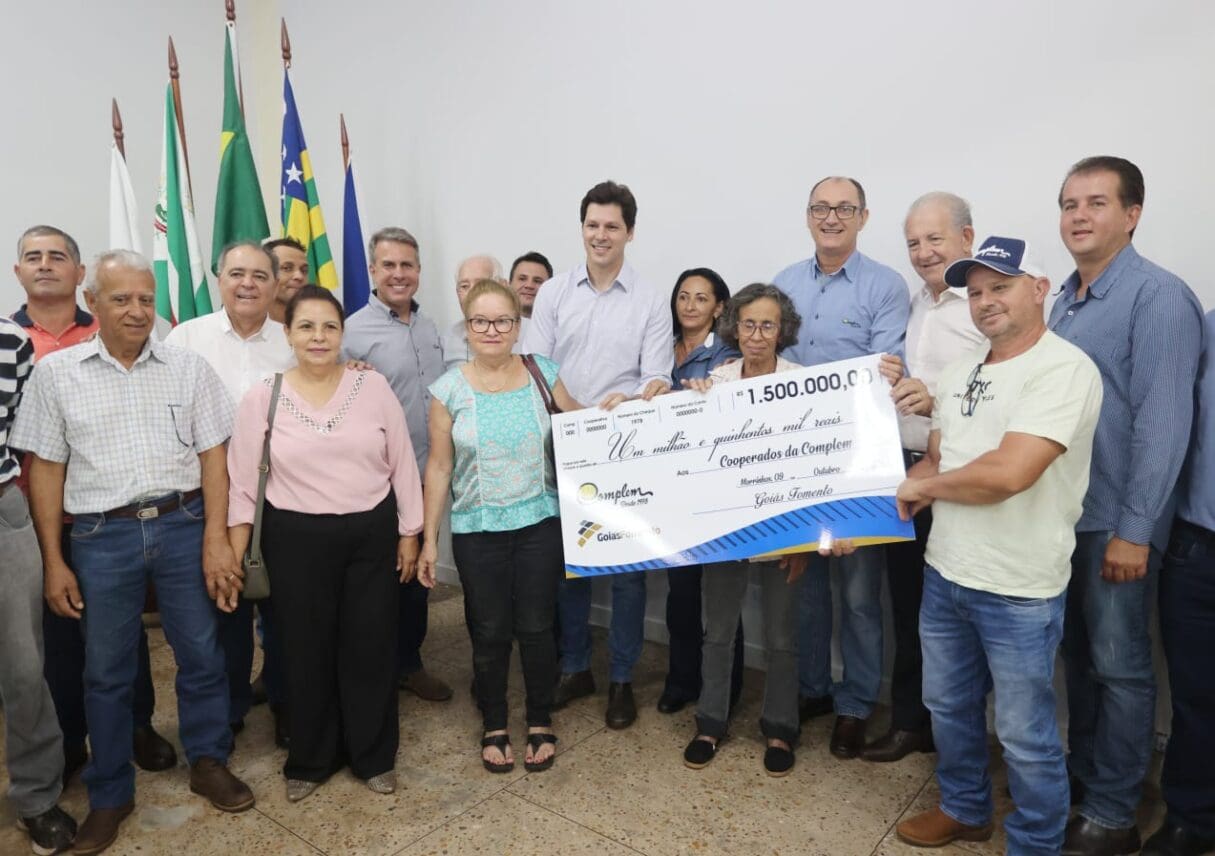 Daniel Vilela no evento de assinatura de financiamentos para pequenos produtores