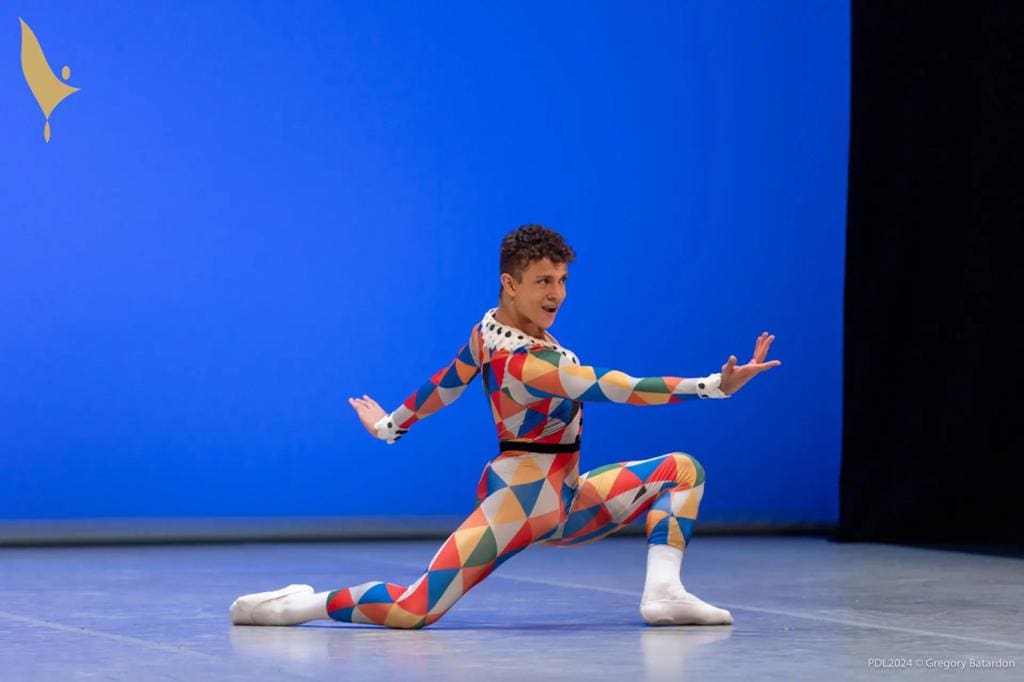Bailarino do Basileu França conquista 1º lugar no Prix de Lausanne