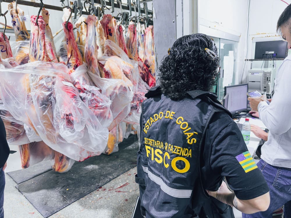 Operação Boi Gordo fiscaliza frigoríficos em Goiás