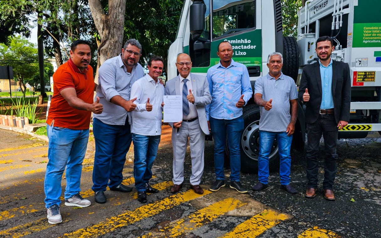 Mecaniza Campo beneficia mais uma cidade do interior goiano