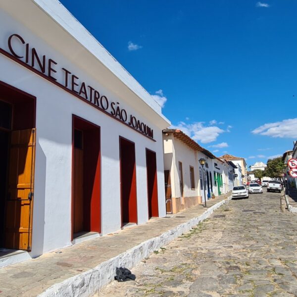 Cine Teatro São Joaquim terá palestras e apresentações culturais em maio