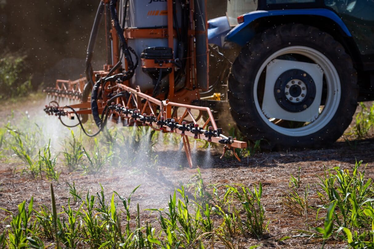 Aplicação de agrotóxicos_Agrodefesa