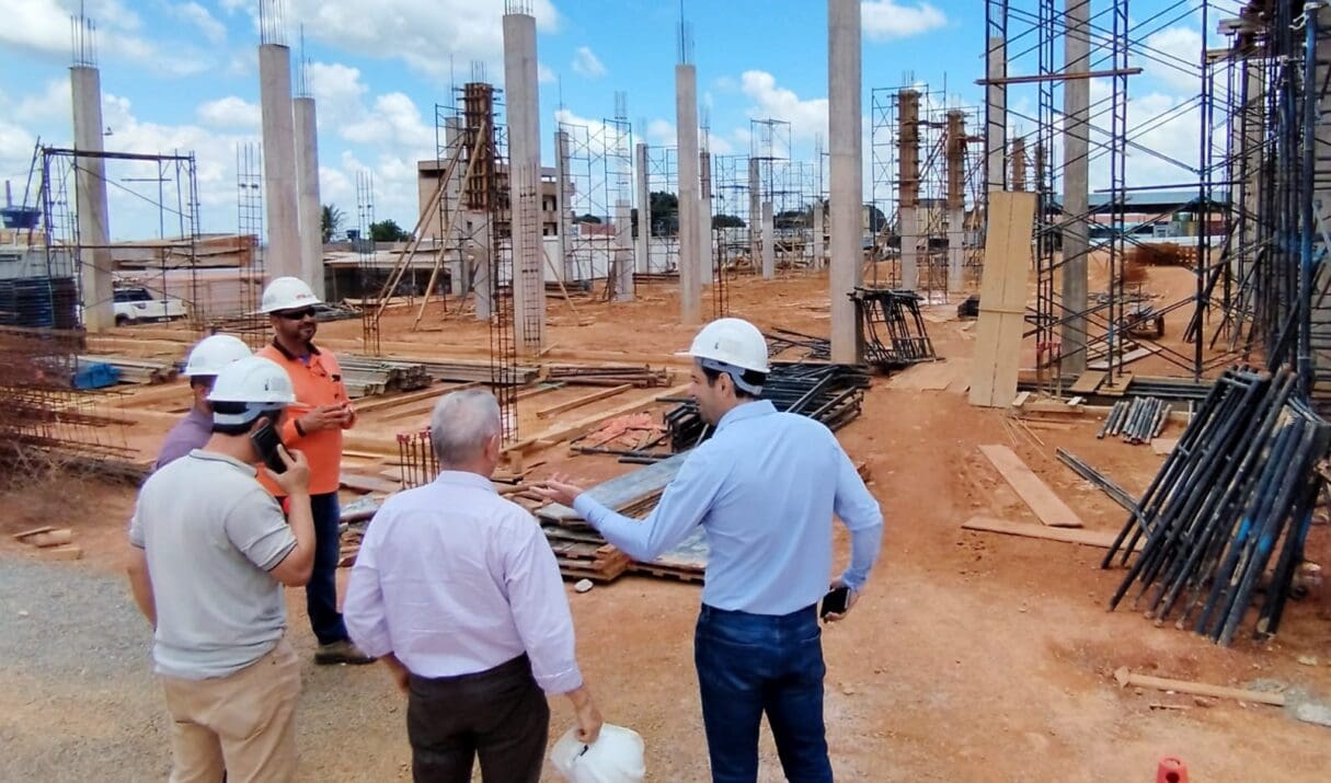 Obras do Mercadão de Águas Lindas